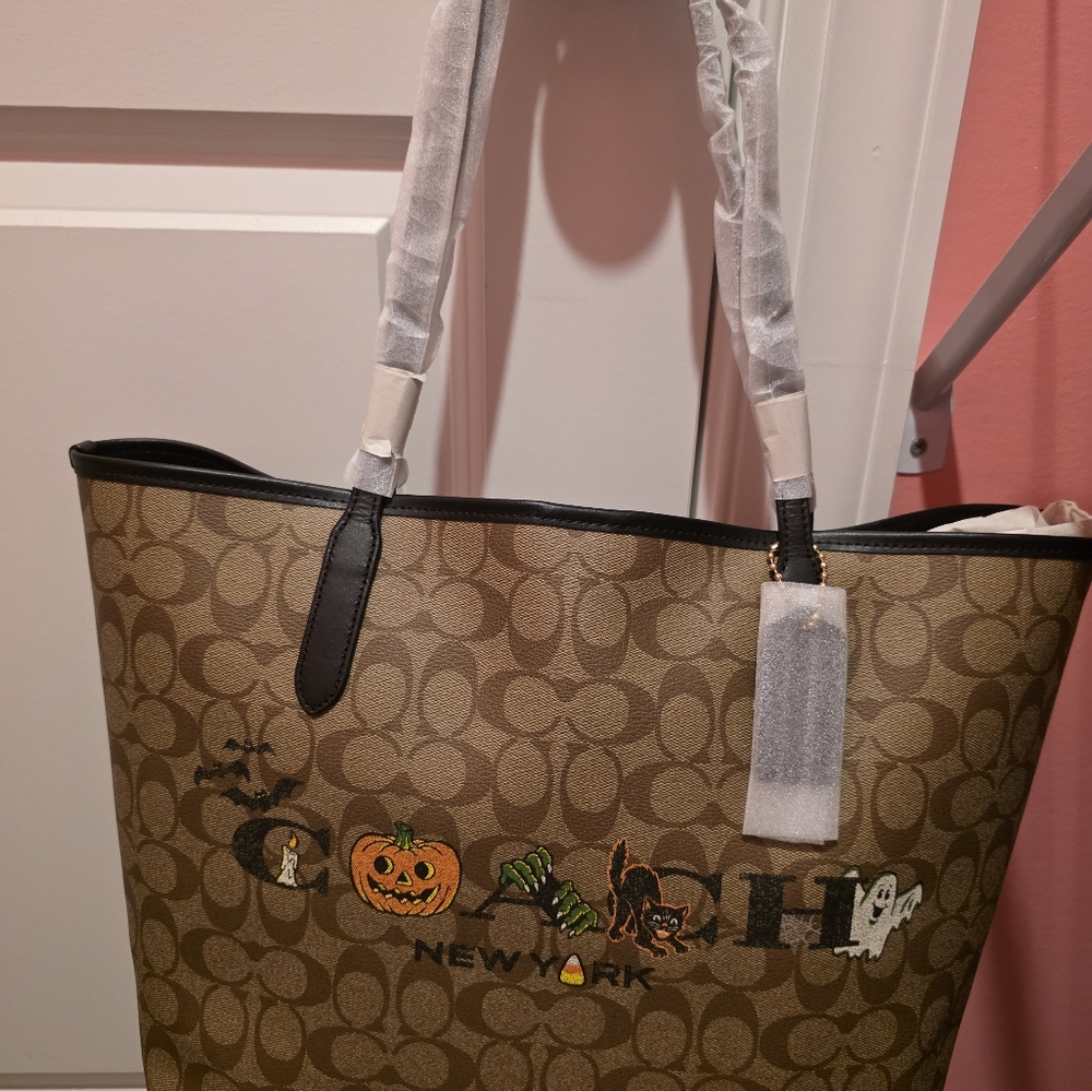Coach Tote